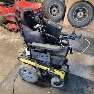 Electric wheel chair